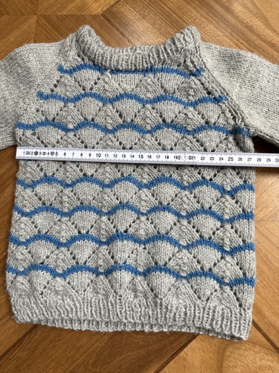 Pullover & Sweatshirts: Kuscheliger Wollpullover, handestrickt, 100%Wolle – Gebraucht aus Frauenfeld von Mirabai 2