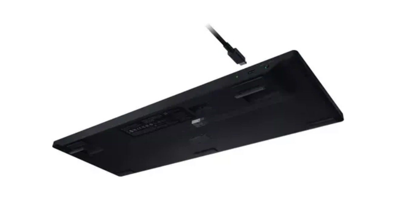 Razer Tastiere: BlackWidow V4 Low-profile HyperSpeed (Swiss Layout) – Nuovo e nell'imballaggio originale da Liestal venduto da jus_gv2t 4