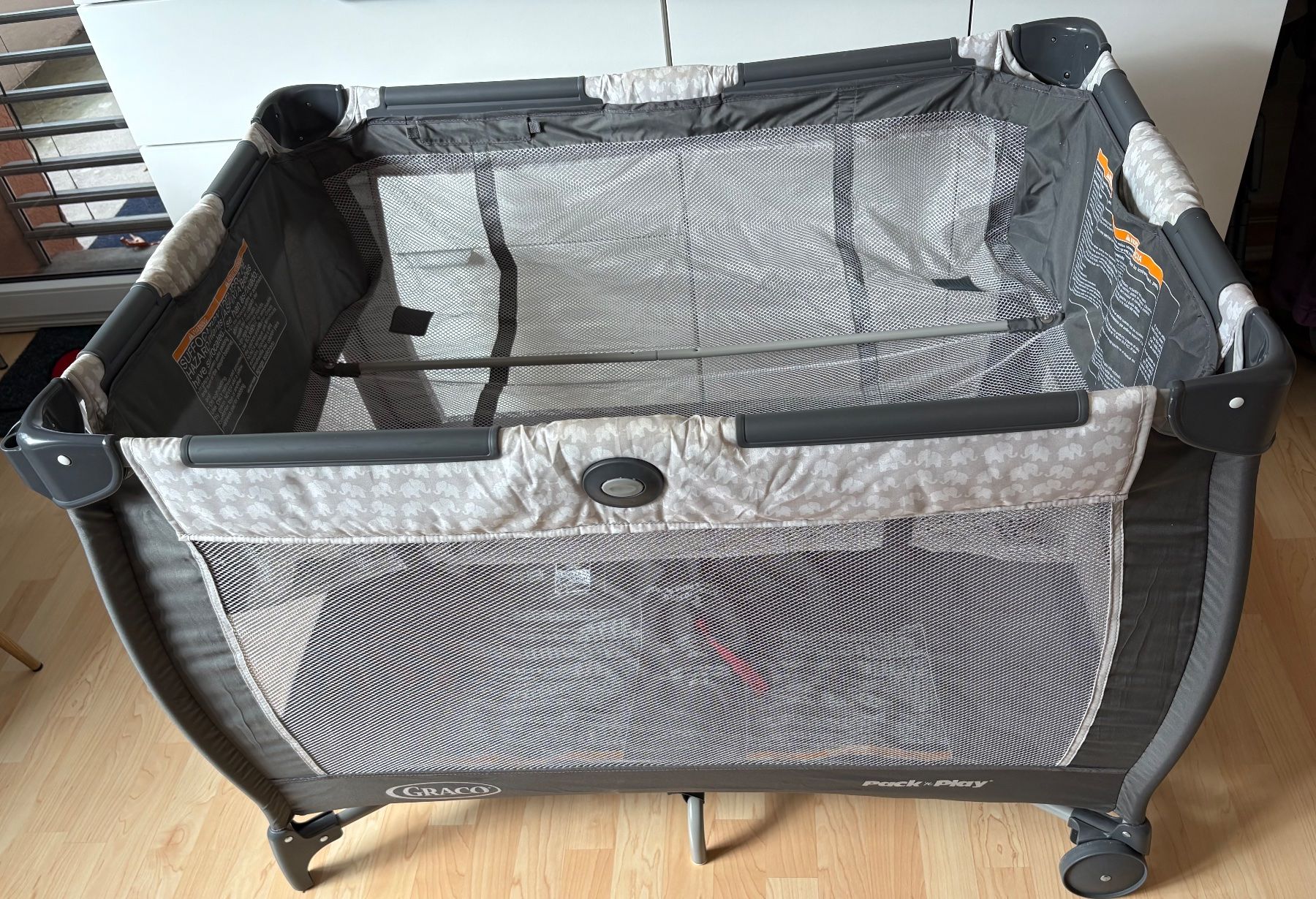Letti: Graco Reisebett / Pack 'n Play mit Zubehör – Usato da Adliswil venduto da focalwizard