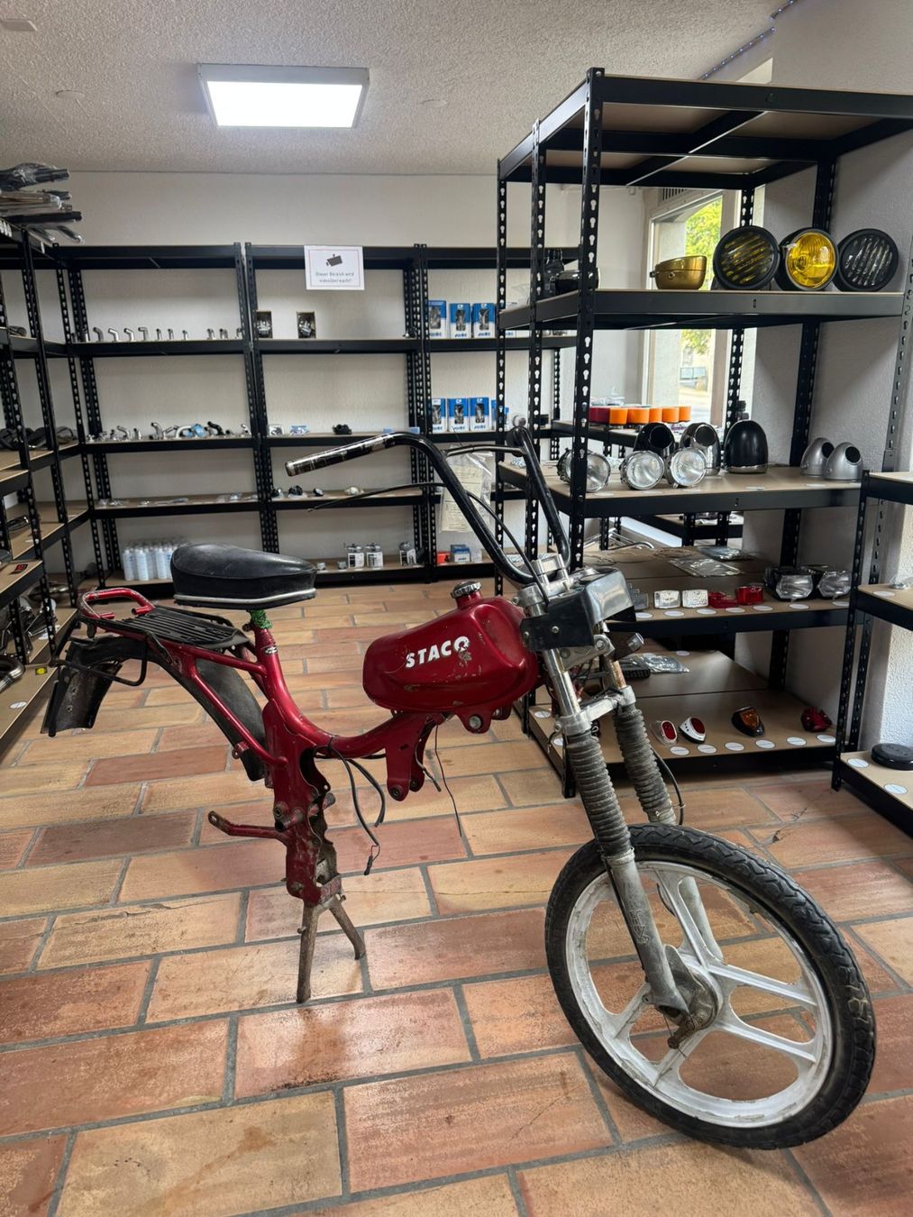Pony Mofas: Pony Staco Bausatz mit Ausweis – Gebraucht aus Schmerikon von Mofaparts