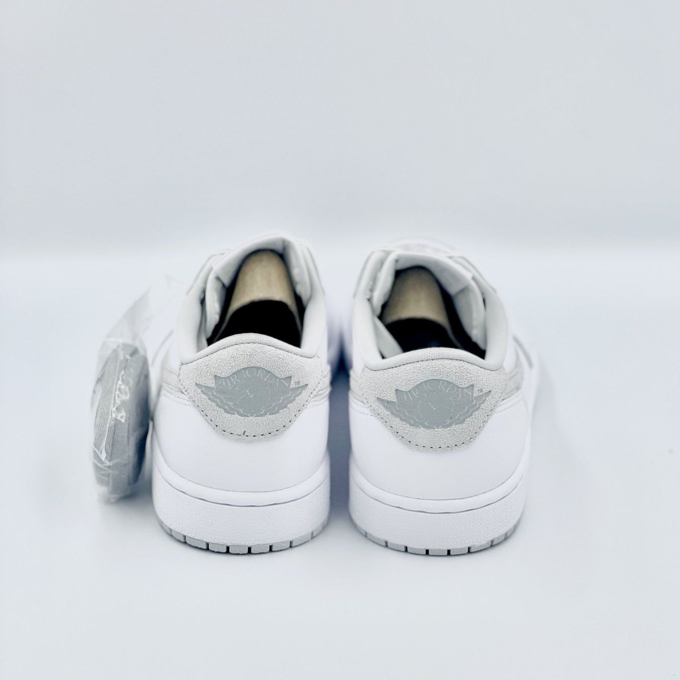 Jordan Scarpe da uomo: Jordan 1 Low OG Neutral Grey EU 45 – Nuovo e nell'imballaggio originale da Erlinsbach venduto da sasneakers 4