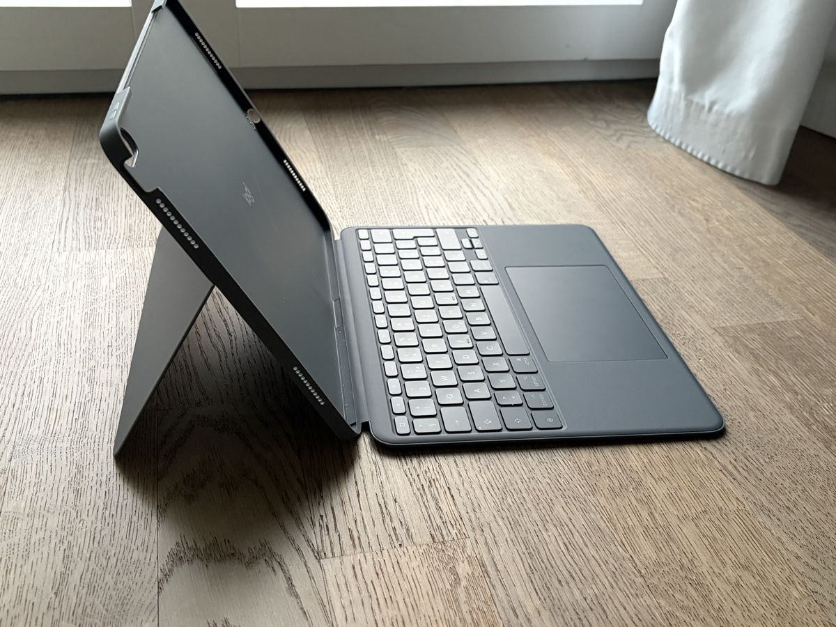 Apple Covers & Taschen: Logitech Combo Touch Case – Neu (gemäss Beschreibung) aus Burgdorf von Laur1nd 6