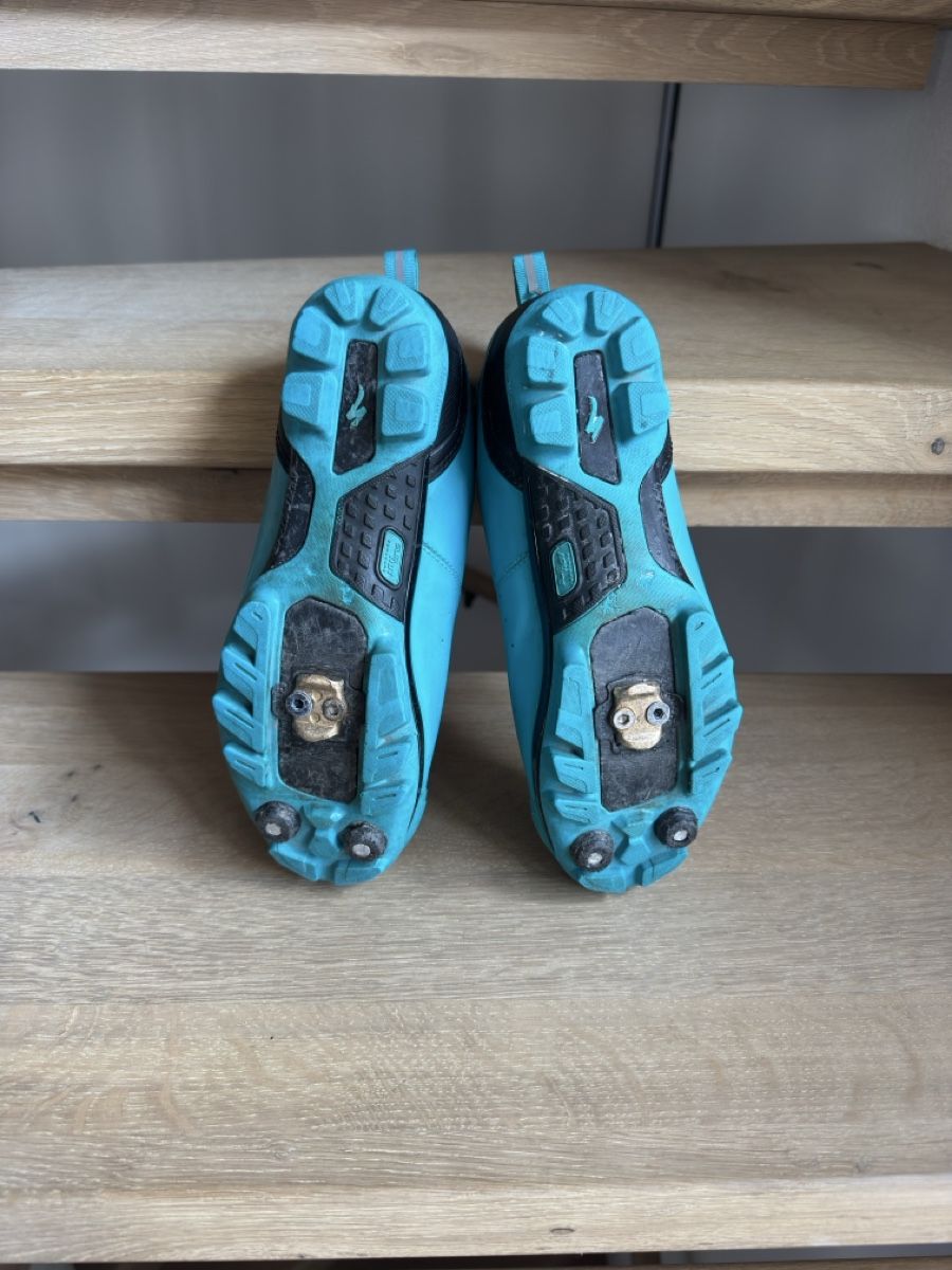 Specialized Scarpe da donna: Velosschuh – Usato da Gamsen venduto da Le_De 3