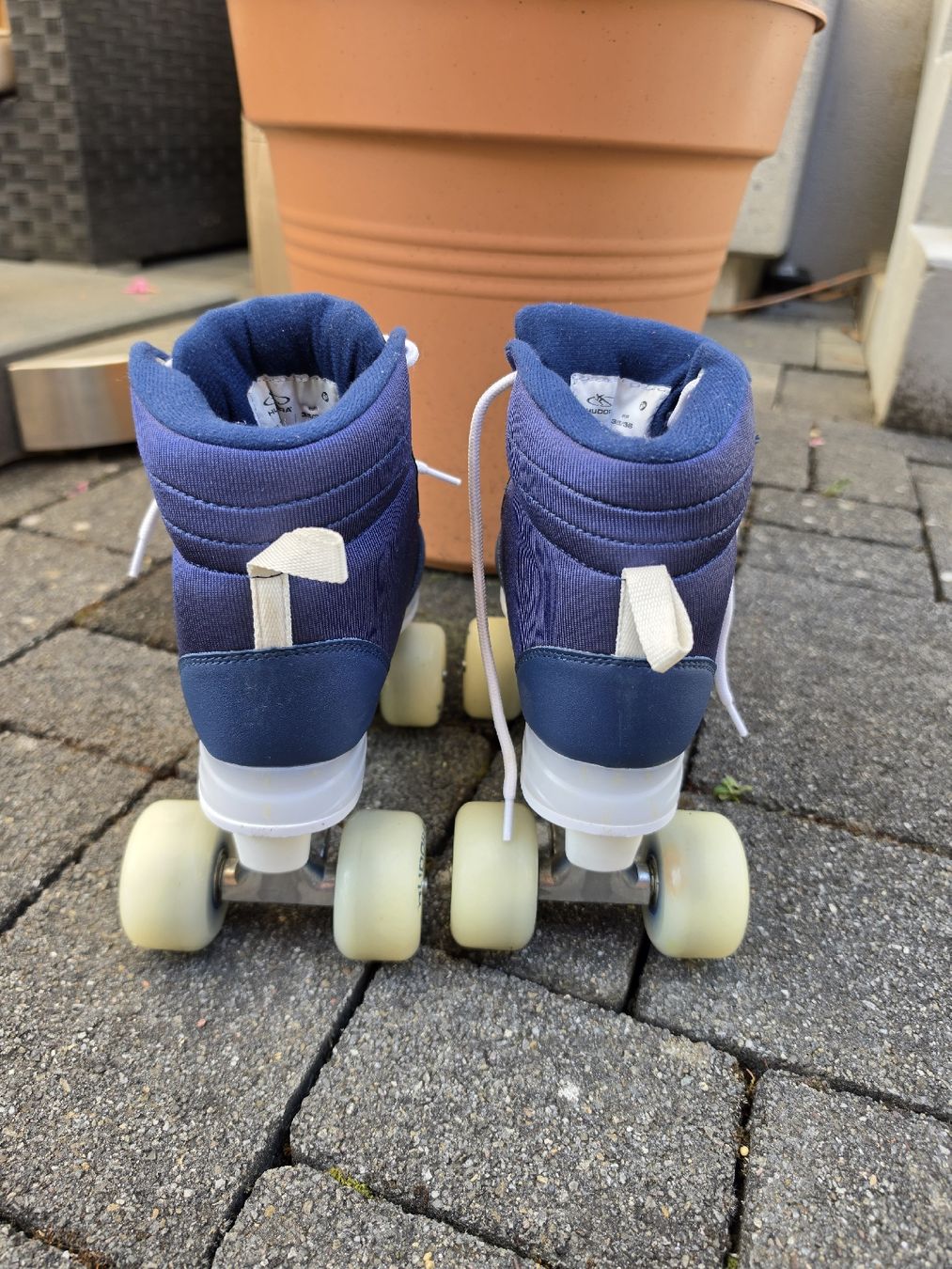 Pattini in linea & Pattini a rotelle: Hudora Rollschuhe »Advanced« LED in Navy. – Usato da Liestal venduto da sbliestal 3