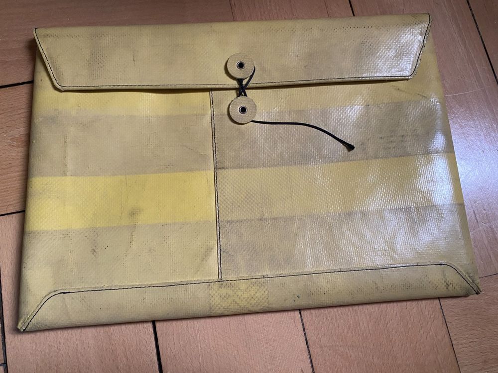 Freitag Laptop Case 15" Kaufen auf Ricardo