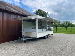 Food Trailer mit frischer MFK und Option auf Standplatz