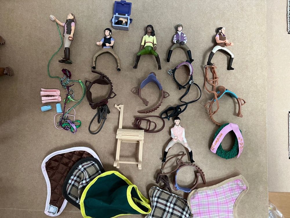  Schleich Pferde Zubehör Sattel Reiter 