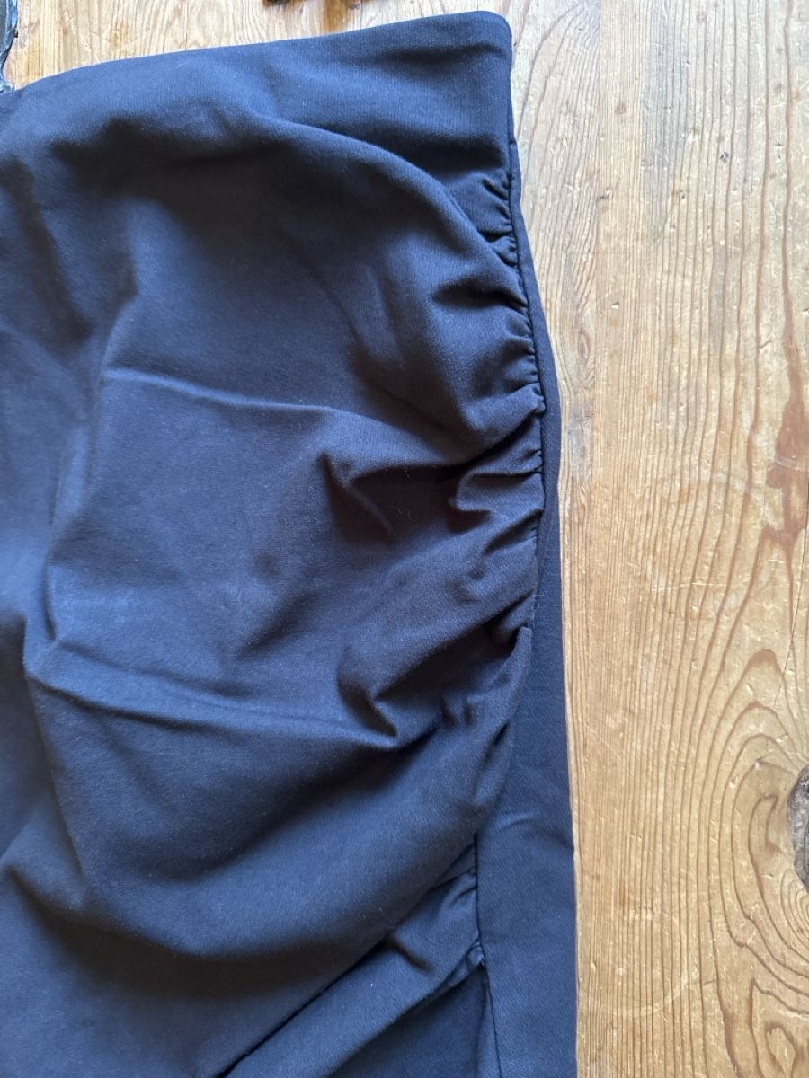 Zara Röcke: Zara Minirock Gr. S Schwarz seitlich gerafft – Gebraucht aus Mauren von ducducturi 4