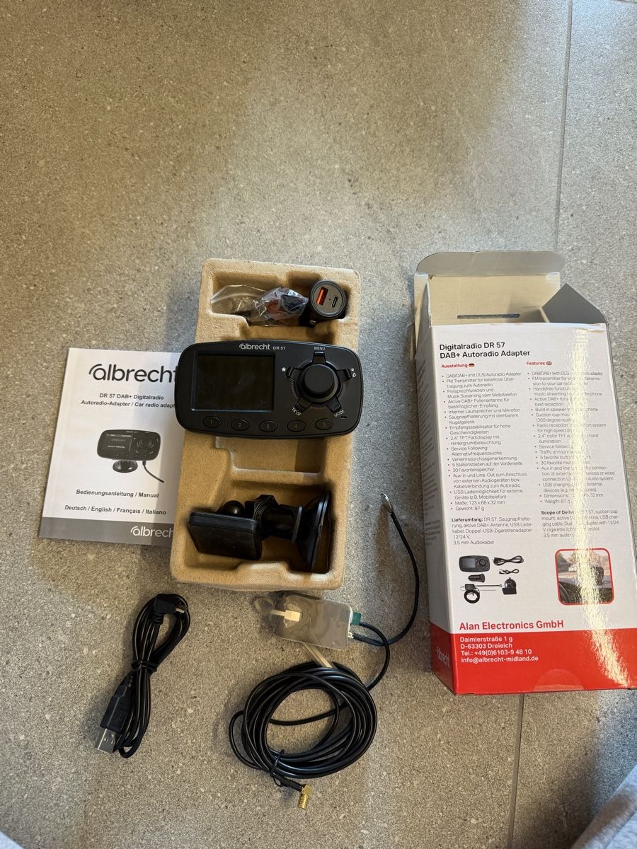 Radios: Albrecht DR 57 Autoradio – Neuf (Voir description) à Güttingen par JeffreyGucc