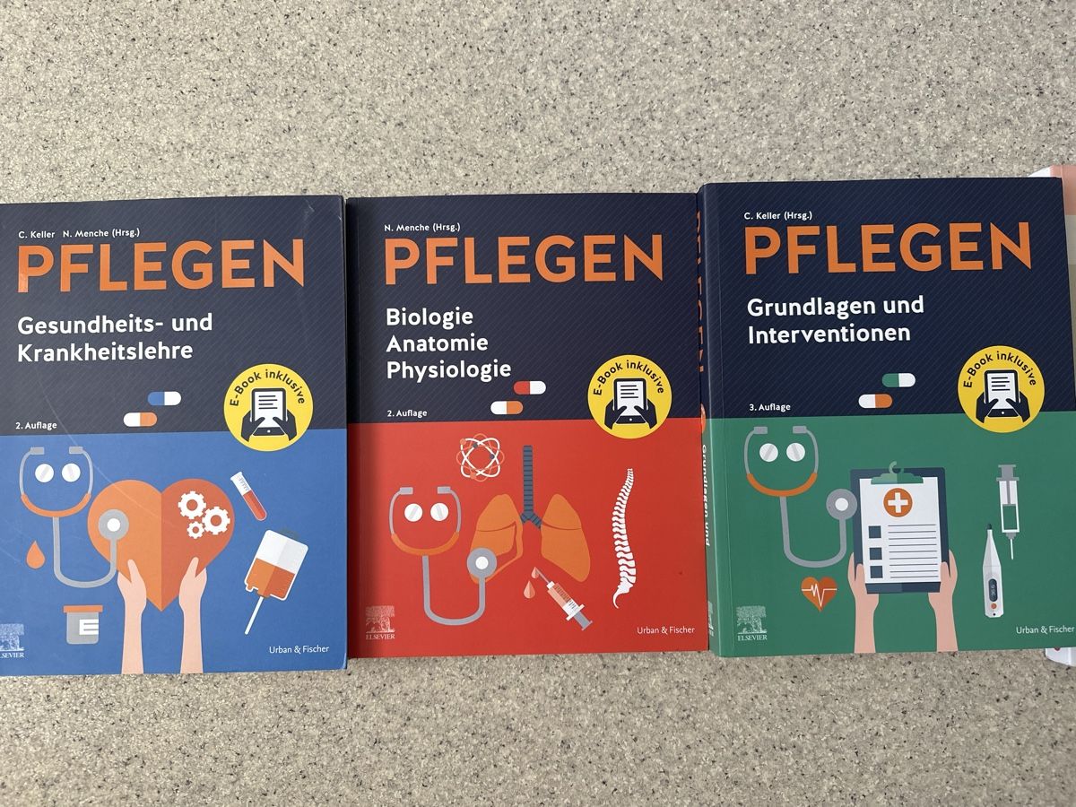 Bücher: Fachbücher Lehre FaGe – Neu (gemäss Beschreibung) aus Bad Zurzach von Furgs 2