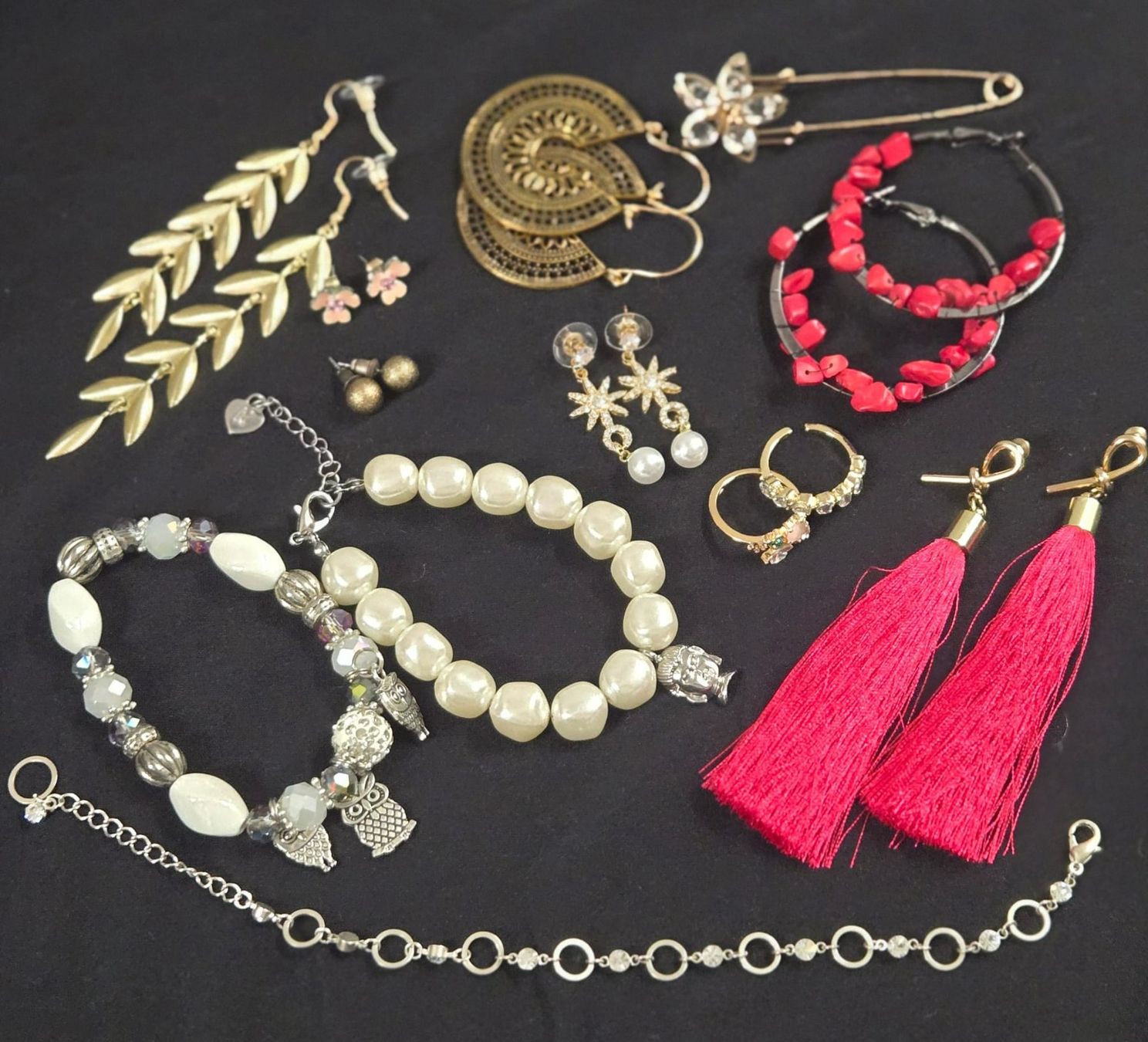 Altri gioielli: Modeschmuck Konvolut, Ohrringe, Armbänder, etc. Neu – Nuovo (secondo la descrizione) da Rheinsulz venduto da Gilea