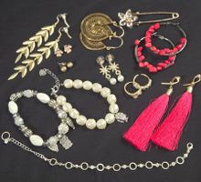 Modeschmuck Konvolut, Ohrringe, Armbänder, etc. Neu