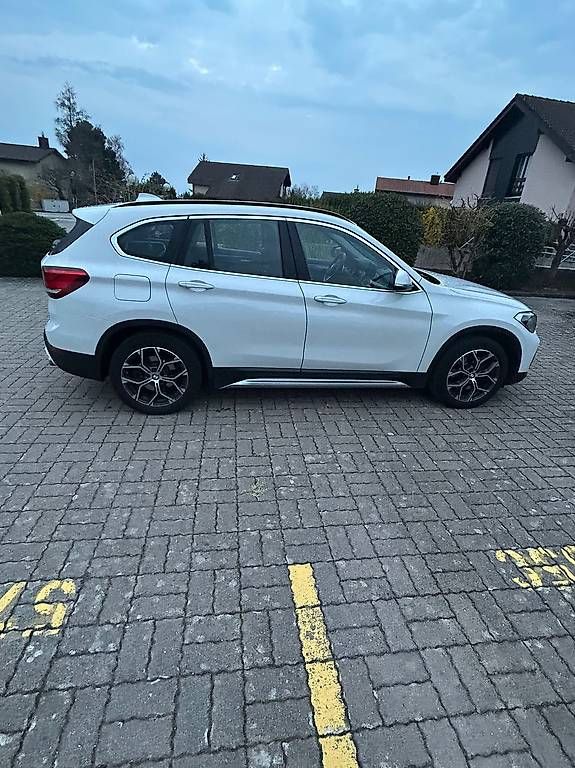 BMW Automobili: BMW X1 xDrive à vendre – Usato da Cudrefin venduto da r25_kw9n 1