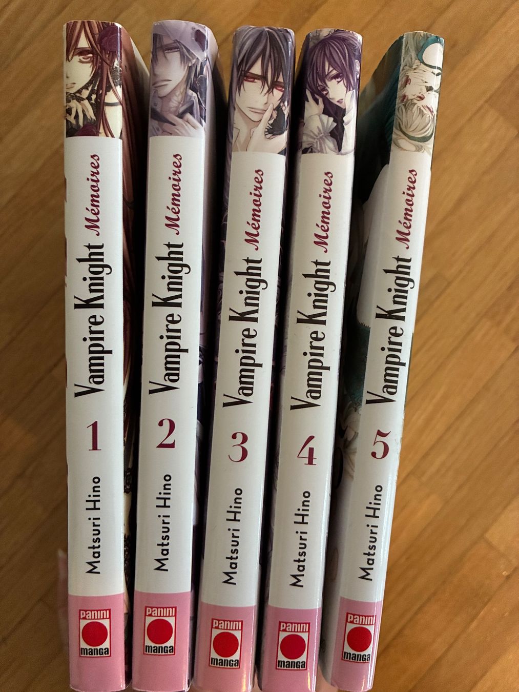 BD: Vampire Knights Mémoire 1-5 – D'occasion à Lausanne par Cocotteka