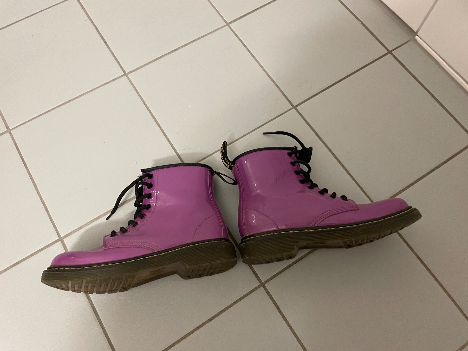 Dr. Martens Schuhe für Jungen: Dr. Marten,s Kinder Stiefel gr 33 – Gebraucht aus St. Gallen von Emifrei 8