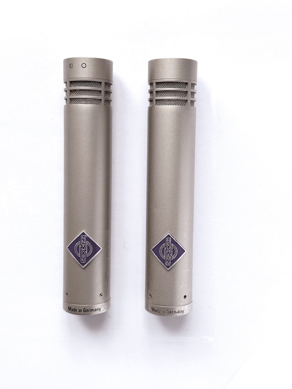 Neumann Mikrofone: 2  Neumann Kleinrmikrofone KM83 – Gebraucht aus Bern von Standby47music