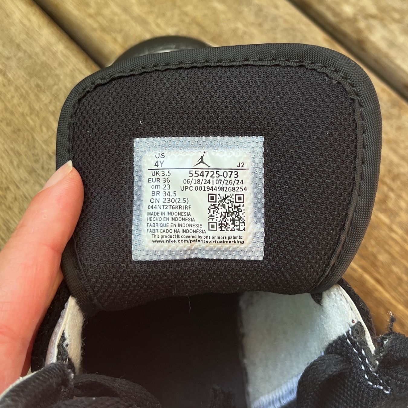 Jordan Scarpe per ragazzi: Nike AIR Jordan 1 MID – Usato da Luzern venduto da ReaLou 4