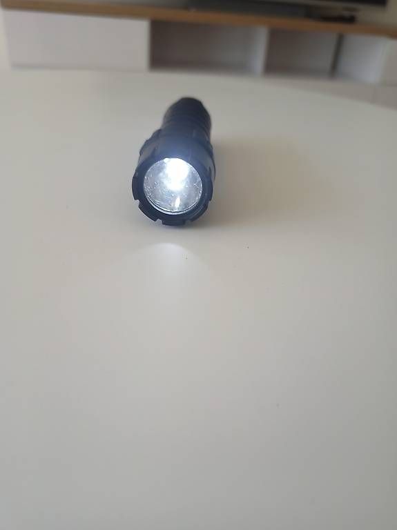 Lampade: LED Handtaschenlampe – Usato da Altdorf UR venduto da sportlife
