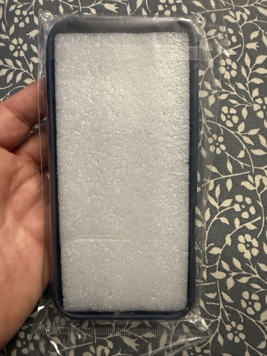 Cover & Protezioni schermo: Coque  iPhone 16 pro Max bleue avec support neuf  – Nuovo e nell'imballaggio originale da Lausanne venduto da Licio7 3