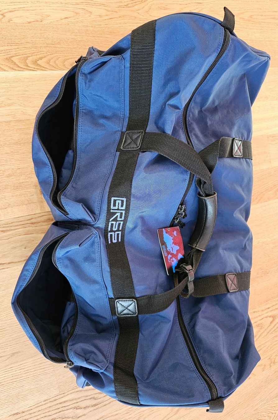 Bree Borse: BREE Reisetasche, Dunkelblau – Usato da Ballwil venduto da physiode 4