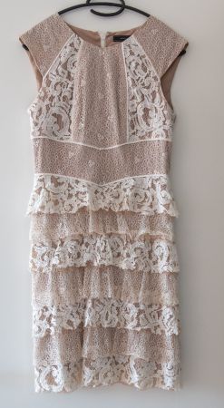 Kleid von BCBG Max Azria, Gr. 4 (36)