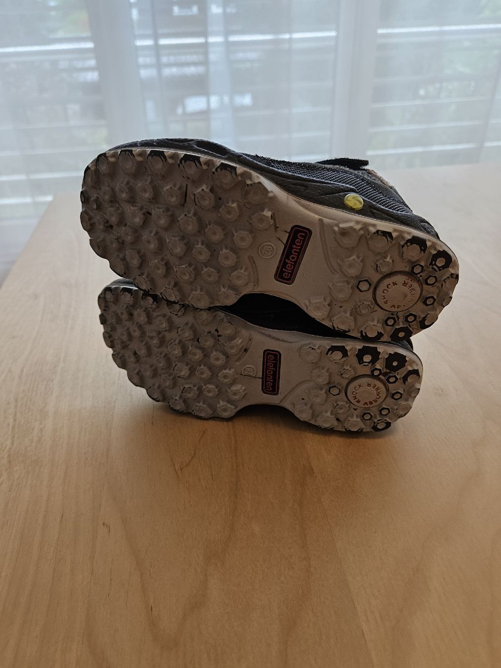 Scarpe per ragazzi: Elefanten Trekkingschuhe Gr. 28 – Usato da Arbon venduto da Shniin2 1