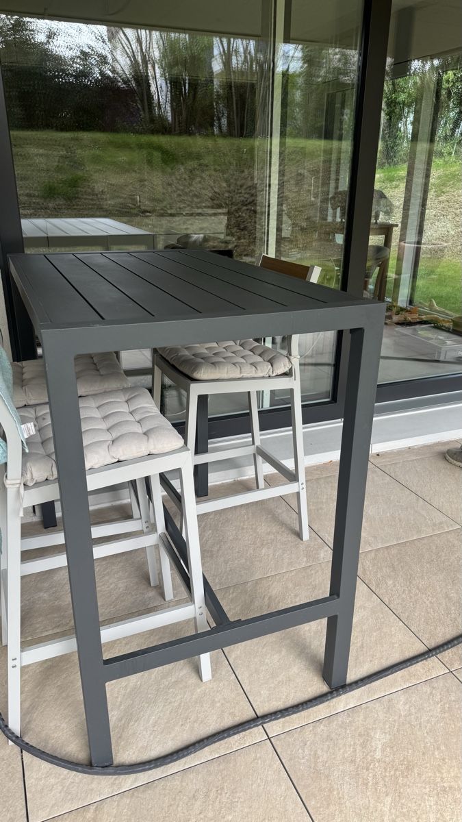 Tavoli: Table - aluminium – Nuovo (secondo la descrizione) da Corsier GE venduto da Arca_ReLife 1