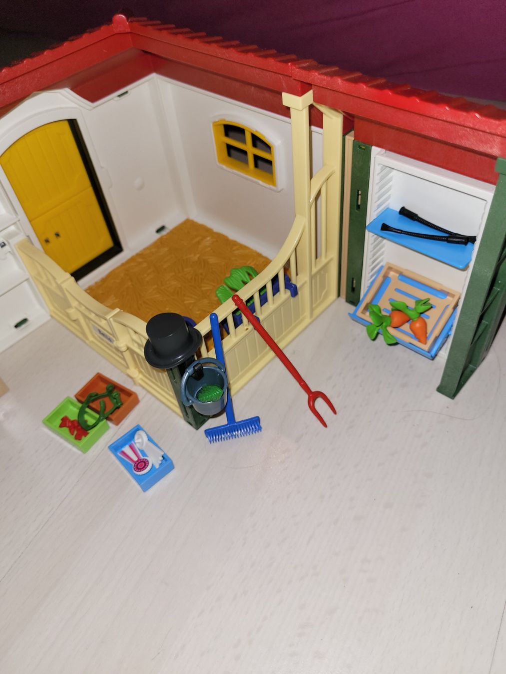 Playmobil Giocattoli: Playmobil grosser Reiterhof – Usato da Uster venduto da Gabi64 4