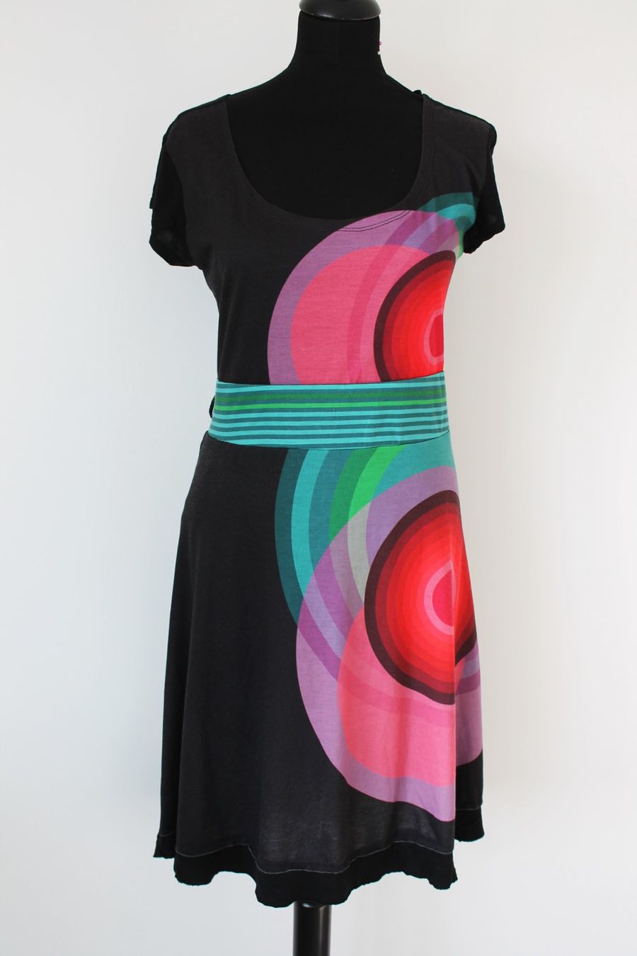 Desigual Vestiti: Robe DESIGUAL taille L – Usato da Chez-le-Bart venduto da jasse