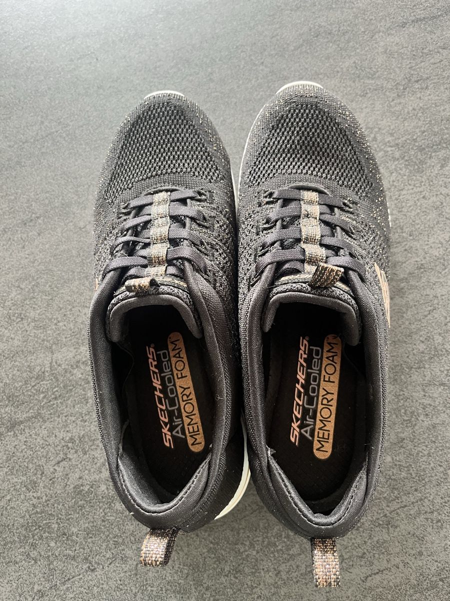 Scarpe da donna: Skechers Air-Cooled MEMORY FOAM – Usato da Essertes venduto da ale_5gkq