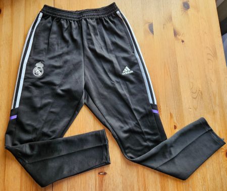 Real Madrid Trainerhosen adidas NEU Gr. L Spanien Fussball