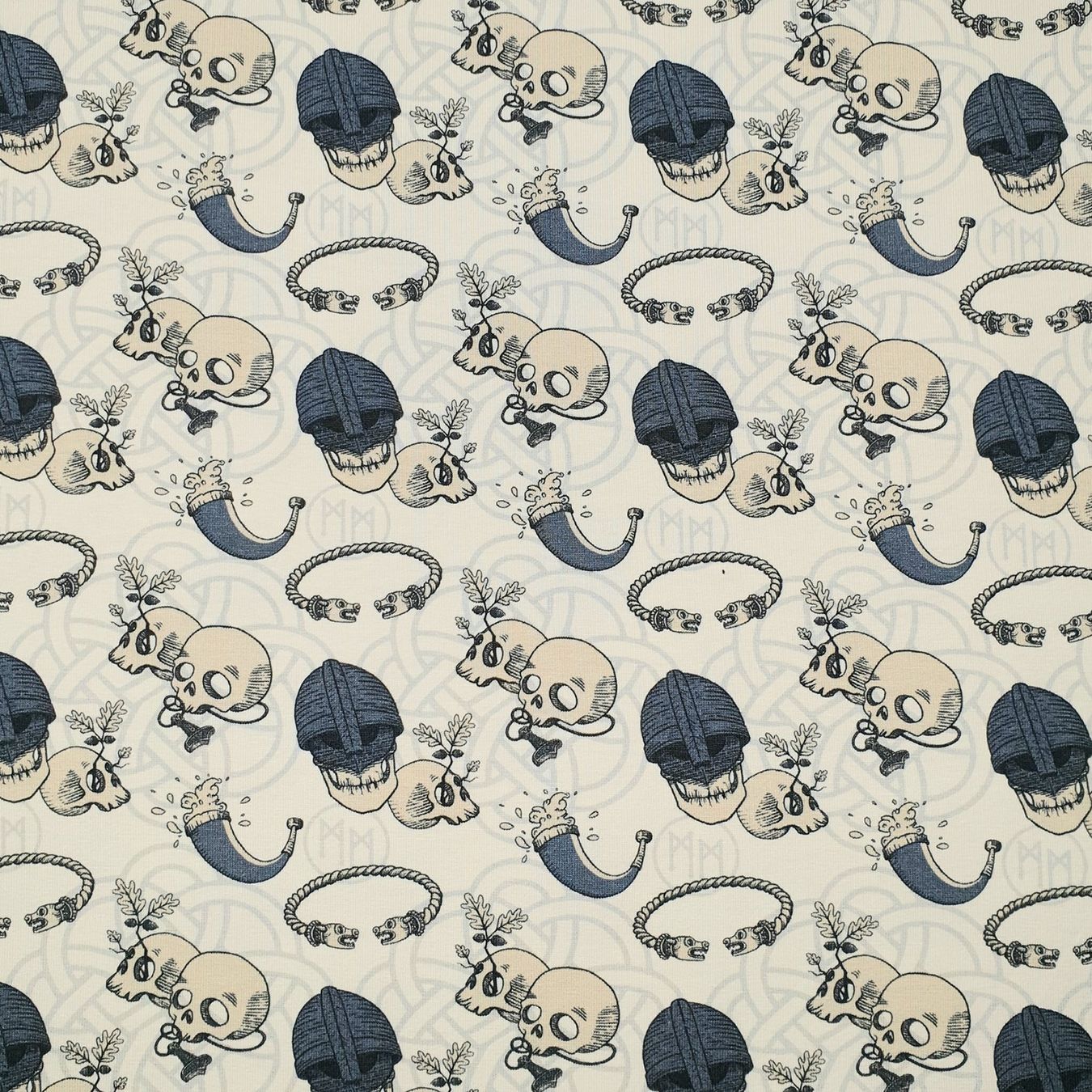 Tissus: Jersey "Vikingskulls" Wikinger Stoff hell je m – Neuf avec emballage d'origine à Wiesenberg par mountain-merch 2
