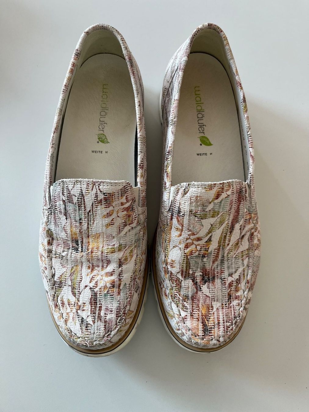 Scarpe da donna: Leder Schuhe Gr 39 – Usato da Langnau am Albis venduto da Judithsebi