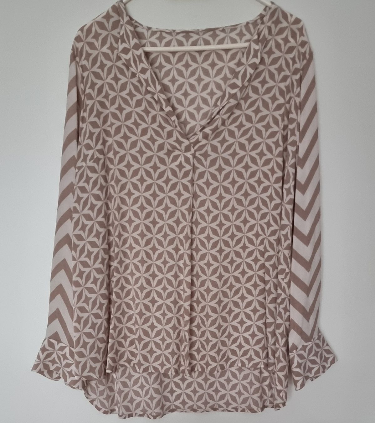 Lieblingsstück Camicette: Damen Bluse,Lieblingsstück,Gr.44 – Nuovo (secondo la descrizione) da Frauenfeld venduto da Bleeddragon