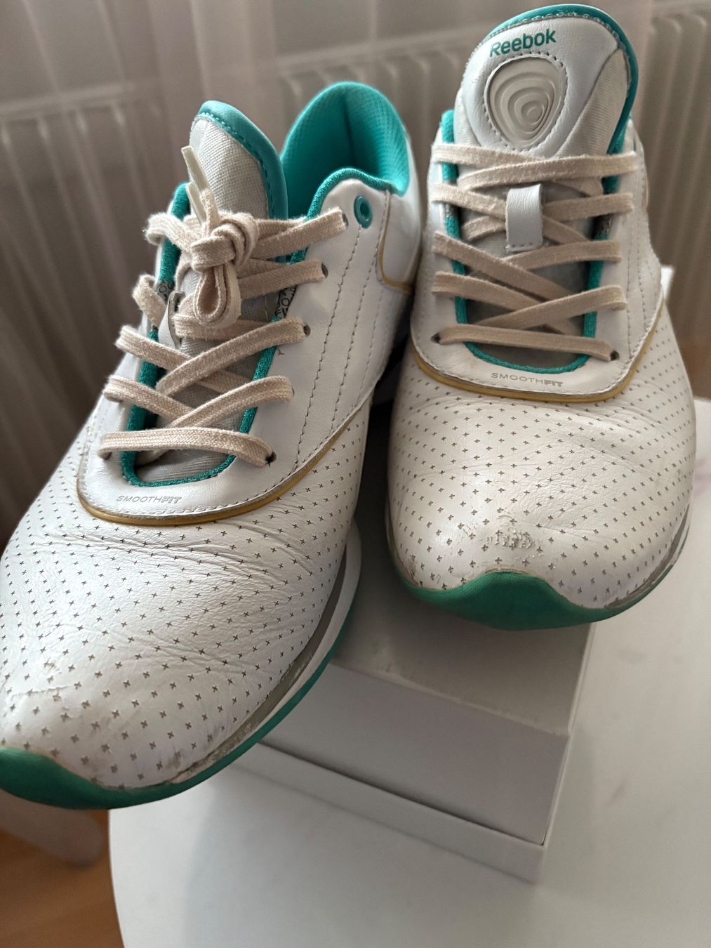 Reebok Scarpe da donna: REEBOK Snieker gr39 – Usato da Niederbipp venduto da blu_jw7r 1