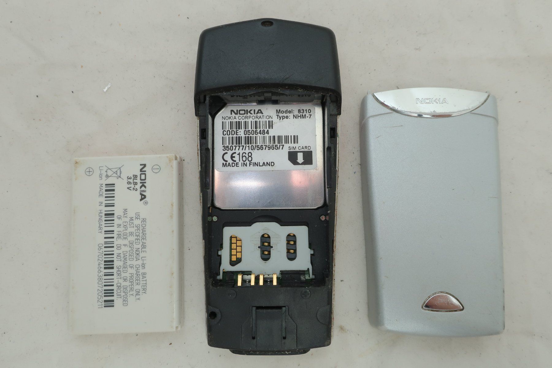 Nokia Handys / Smartphones: DEFEKT Handy Nokia 8310 – Defekt aus Zürich von dnk_nrd8 1