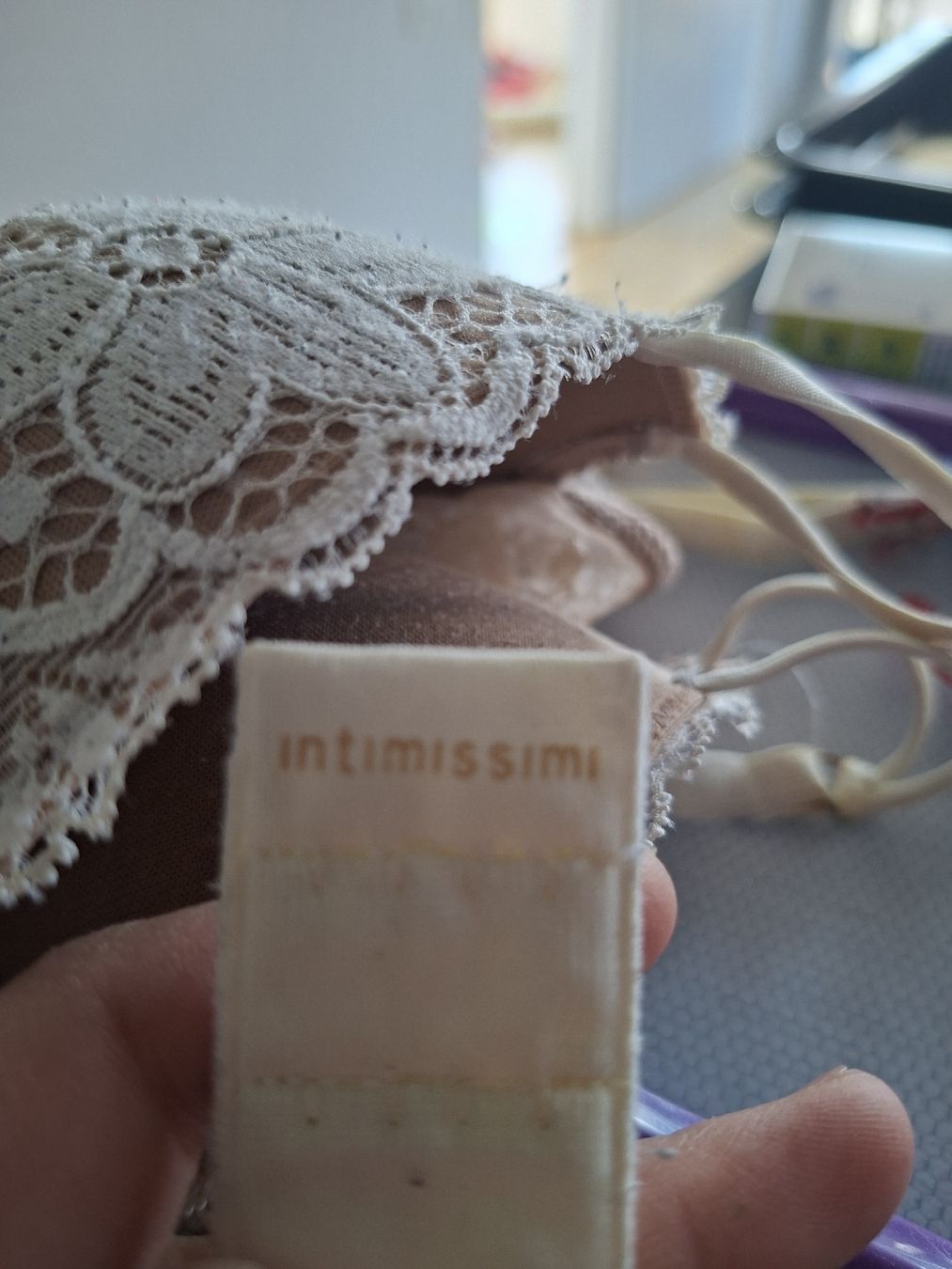 Intimissimi Altra biancheria intima: Intimissimi BH, Grösse 75B, Beige mit Spitze – Usato da Wallisellen venduto da rahelr90 3