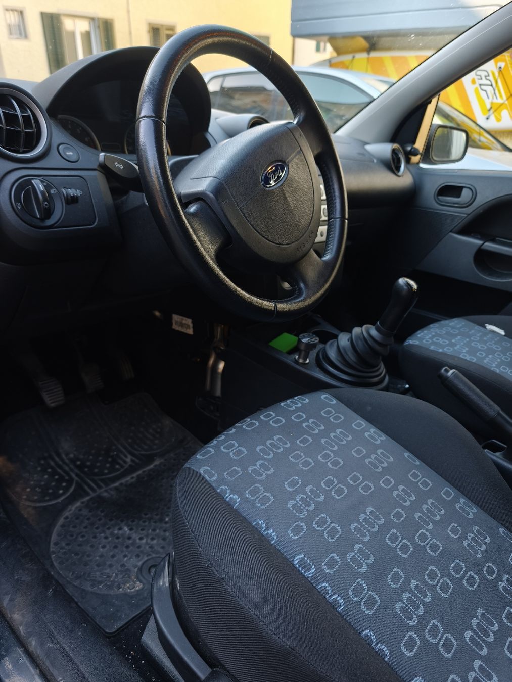 Automobili: Ford Fiesta  – Usato da Schmerikon venduto da bas_vk9x 4