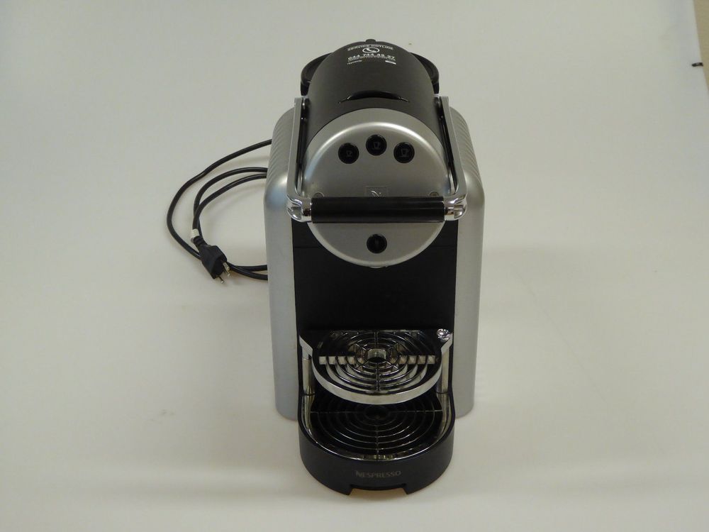 Nespresso Zenius ZN100 Macchina Caff&egrave; Professionale - VENDUTO PER RICAMBI/PEZZI DI RICAMBIO