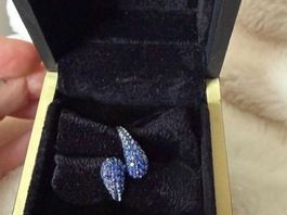 A. Kurz, Ring 53, blaue Saphire, 18K 750 WG