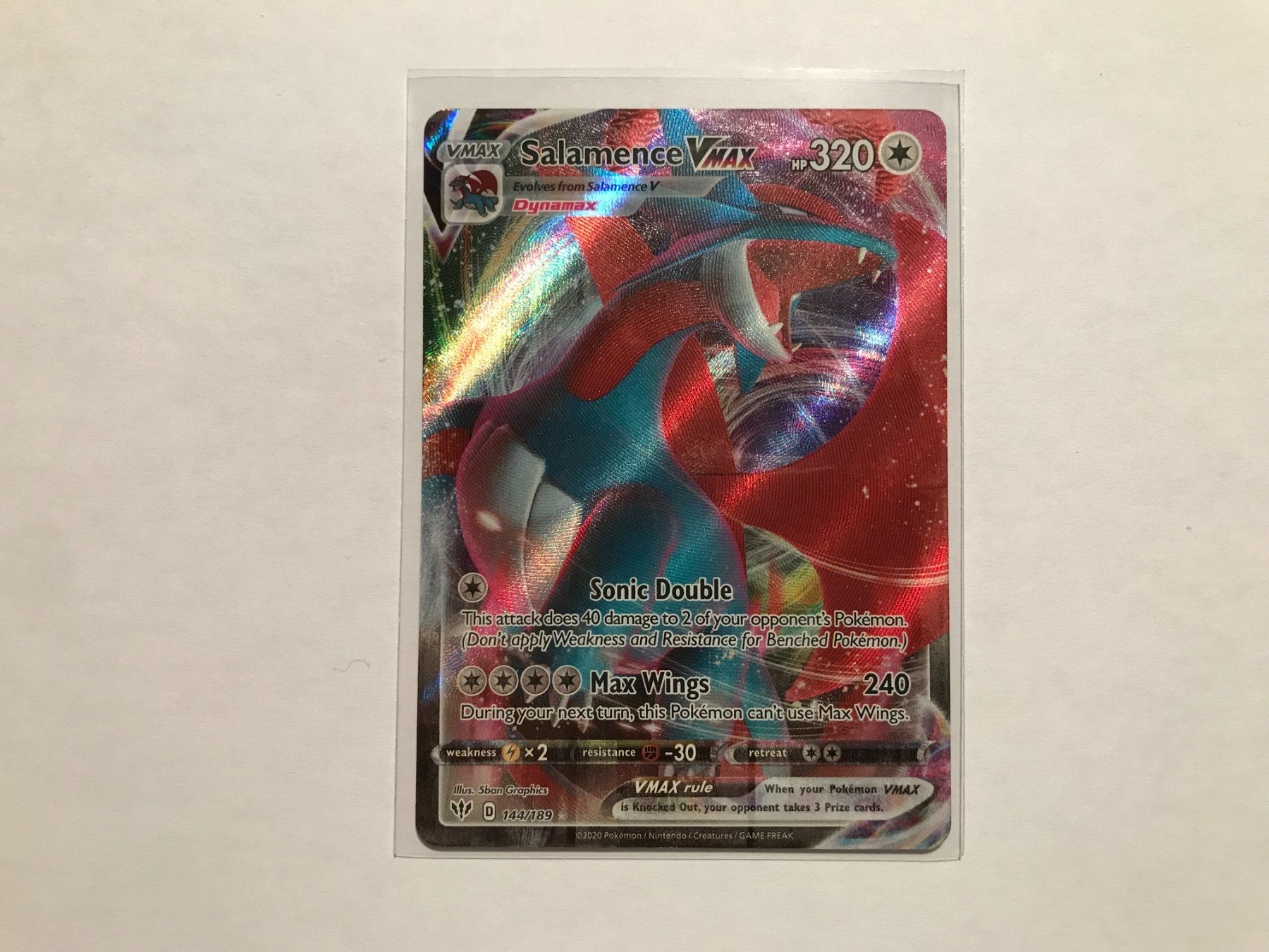 Pokémon Carte collezionabili: Salamence Vmax Darkness Ablaze EN – Usato da Hagendorn venduto da Pokecollectorch