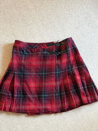 Jupe écossaise Yessica rouge noir taille 40 bon état