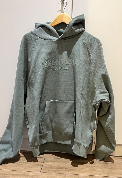 Fear of God Essentials raglan waffle hoodie sycamore L new Kaufen auf