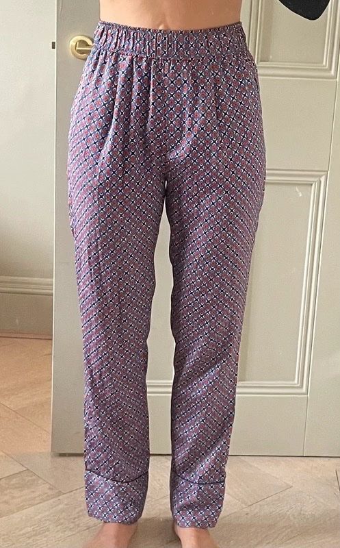 Sandro Pantaloni: Sandro trousers size 2 or 36/38 – Usato da Yverdon-les-Bains venduto da pen_bbz8 7