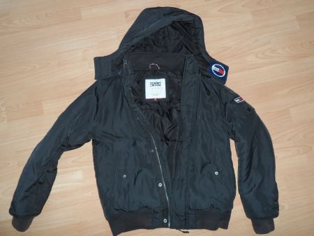 ***** TOMMY HILFIGER  Jacke GR S *****