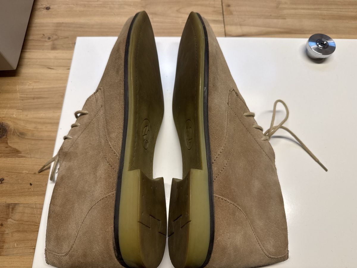 Herrenschuhe: Halbhohe Wildlederschuhe Gr 42 – Gebraucht aus Maisprach von 4464 2