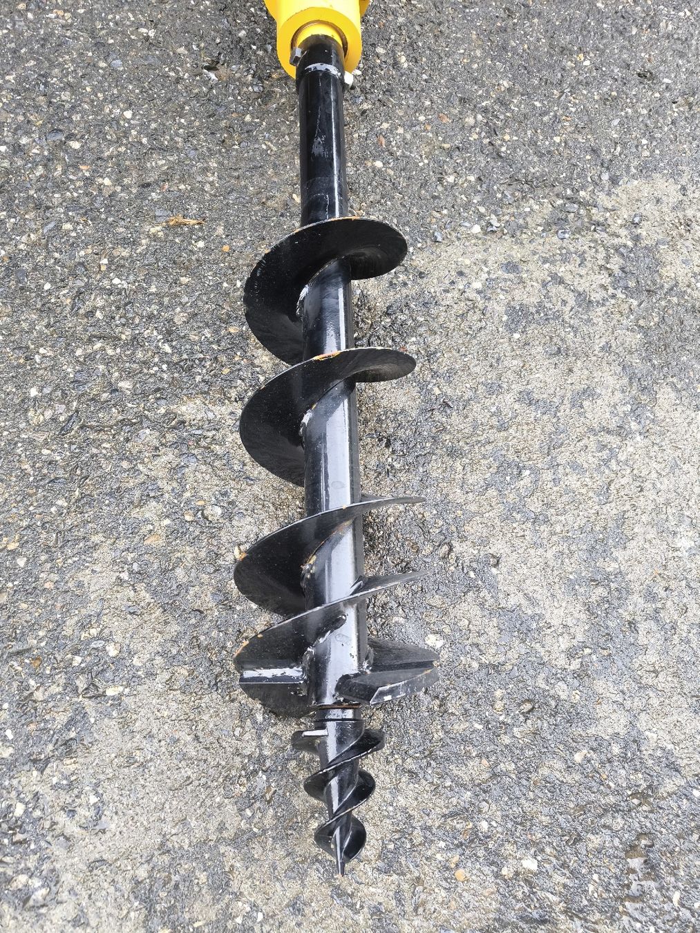 Alle Maschinen: Erdbohrer Hydraulisch Neu mit Bohrer 20cm – Neu (gemäss Beschreibung) aus Geiss von Fiatagri_power 4