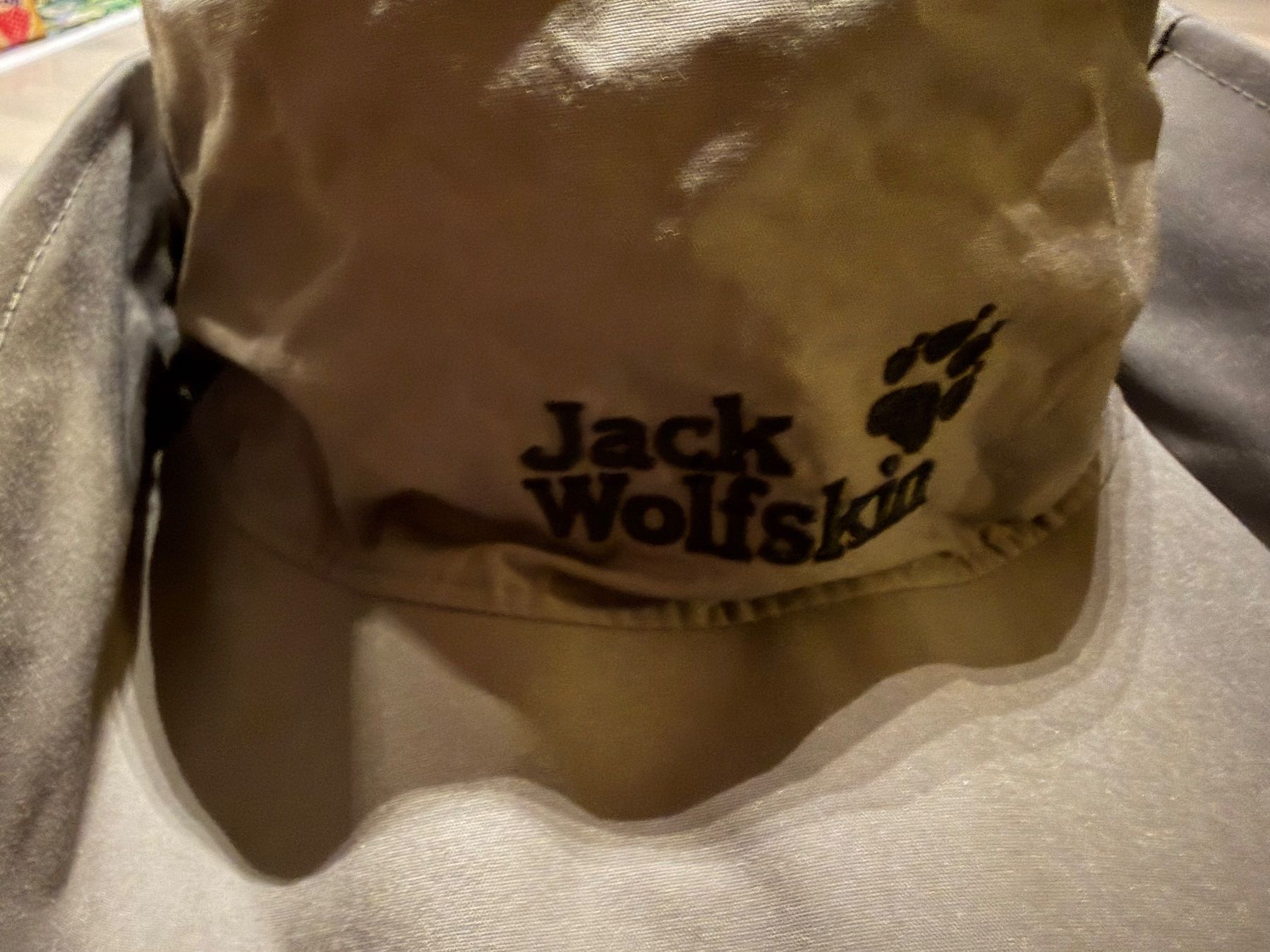 Jack Wolfskin Copricapi, berretti & cappellini: Jack Wolfskin Hut mit breiter Krempe – Usato da Endingen venduto da chocosweet 2