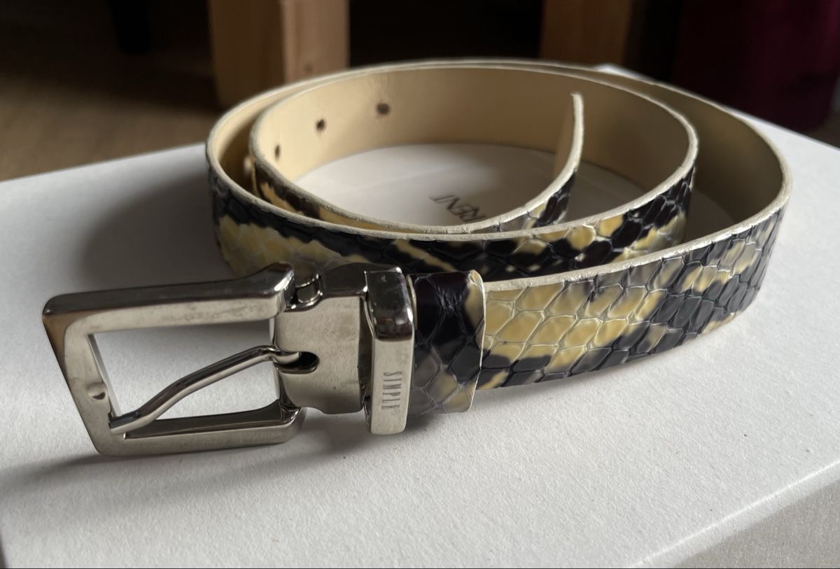Ceintures: 100% leather snake-effect belt size 80 – D'occasion à Embrach par lau_2gtp