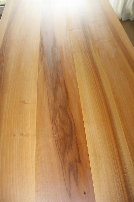 Tische: Eleganter Holztisch, Nussbaum, massiv, 2 Meter lang – Gebraucht aus Oftringen von Thomas.weber 2
